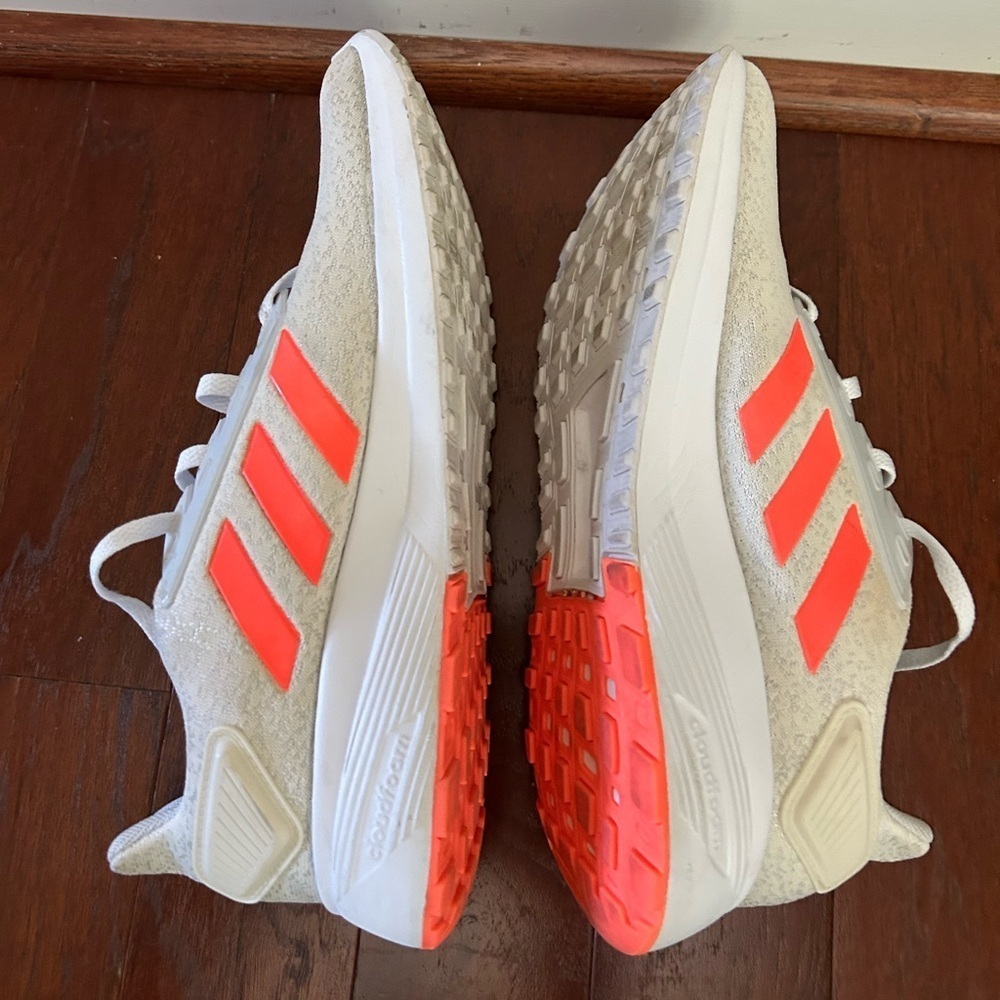 ADIDAS
DURAMO 9
sneakers for women
AUTHENTIC
US size 8.5 light grey pink strips - Picture 8 of 12